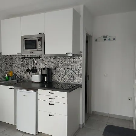Delfines 2 - Small - Pool View- Good Wifi - 5 Minuts To The Beach פוארטו דל כרמן